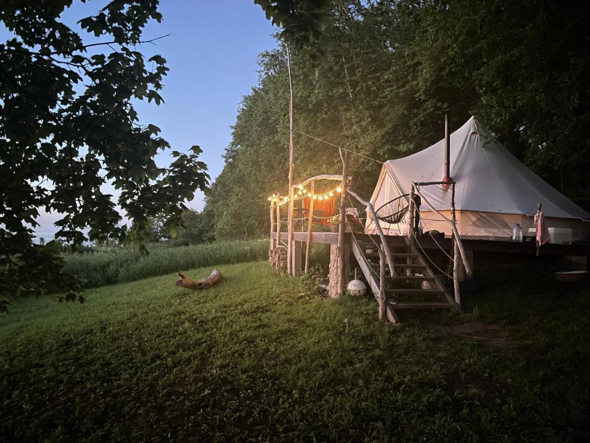 Mereaeaere Glamping Ja Rannamaja Liimala Exterior foto