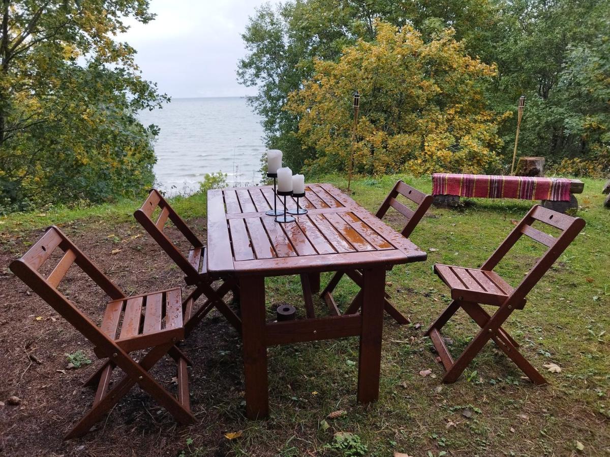 Mereaeaere Glamping Ja Rannamaja Liimala Exterior foto