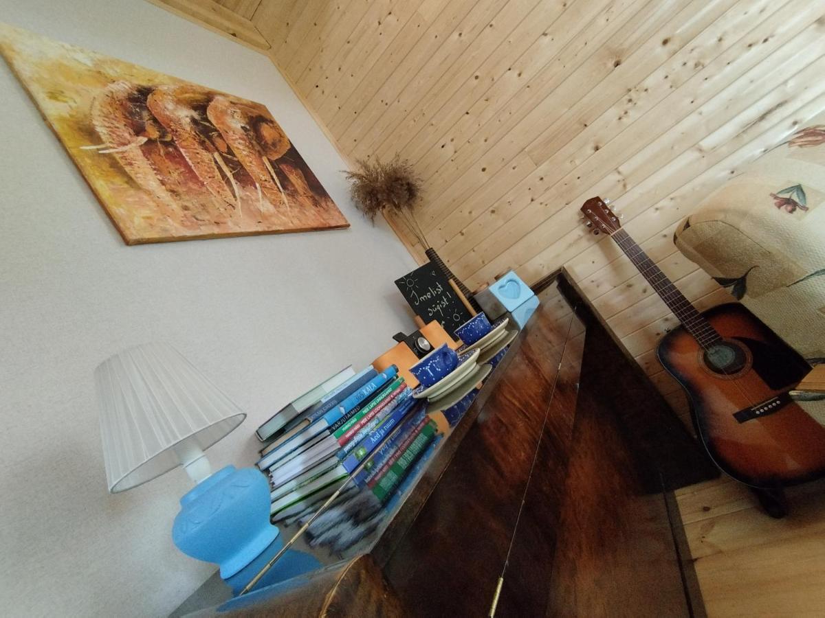 Mereaeaere Glamping Ja Rannamaja Liimala Exterior foto