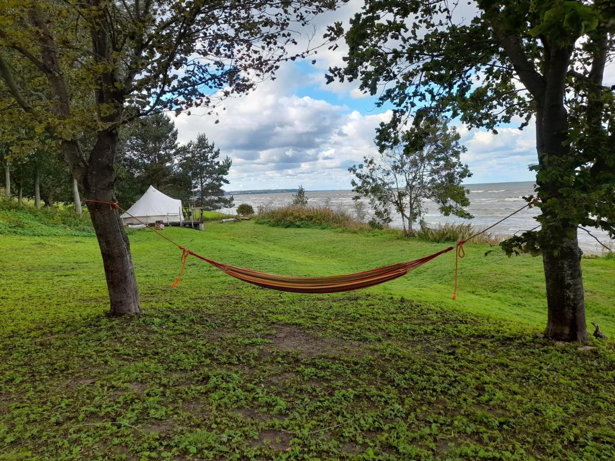Mereaeaere Glamping Ja Rannamaja Liimala Exterior foto
