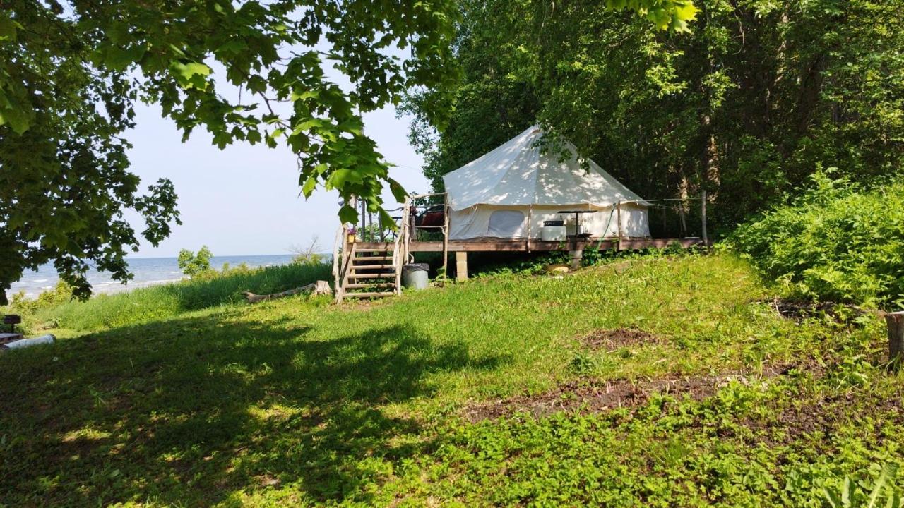 Mereaeaere Glamping Ja Rannamaja Liimala Exterior foto