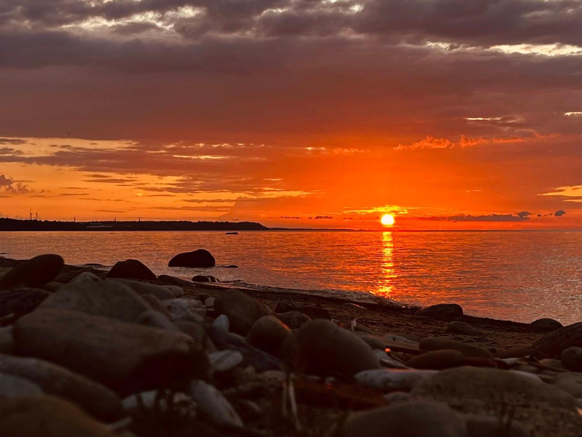 Mereaeaere Glamping Ja Rannamaja Liimala Exterior foto